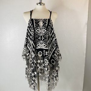 Bronte Sz S Black Sheer White Embroidered Top